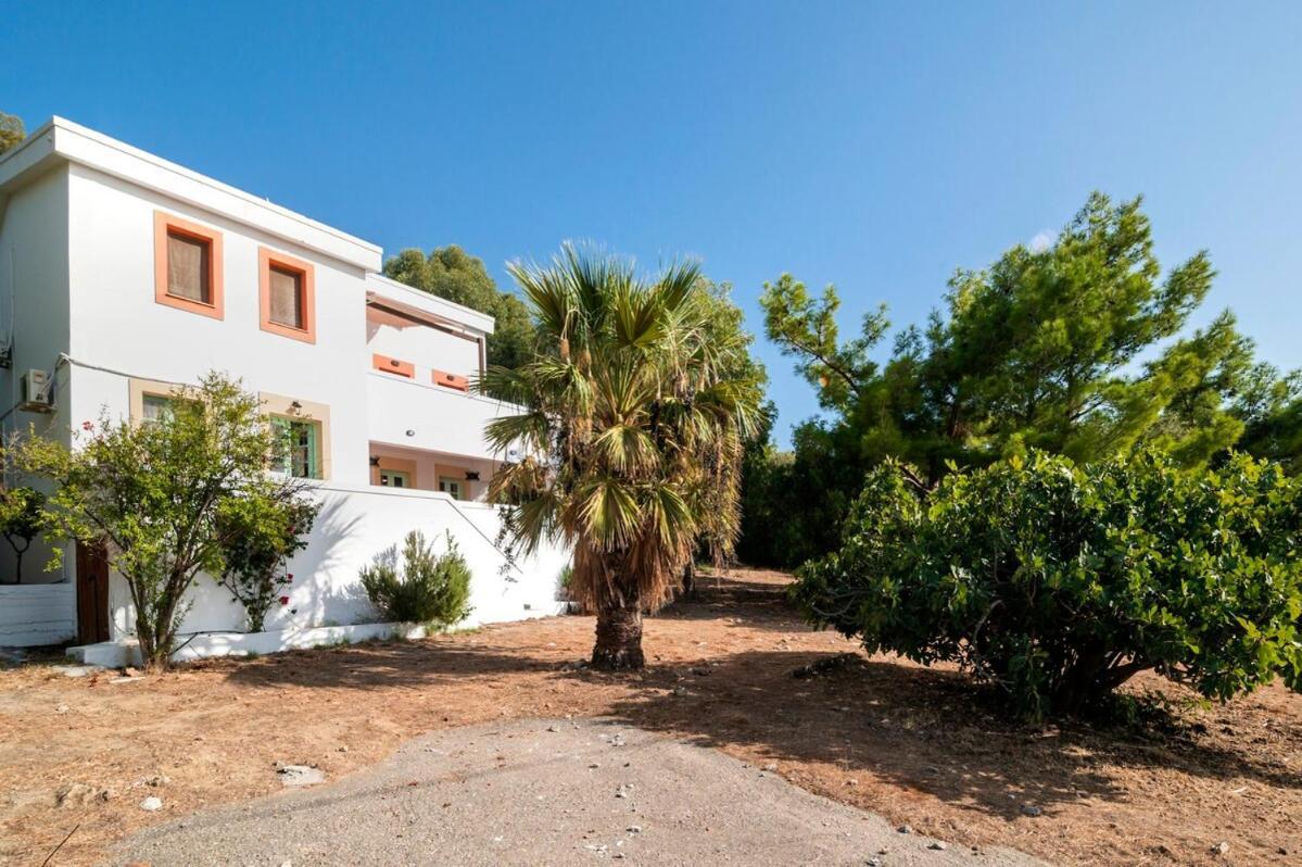 Panagiota, Pefkos * Pefki